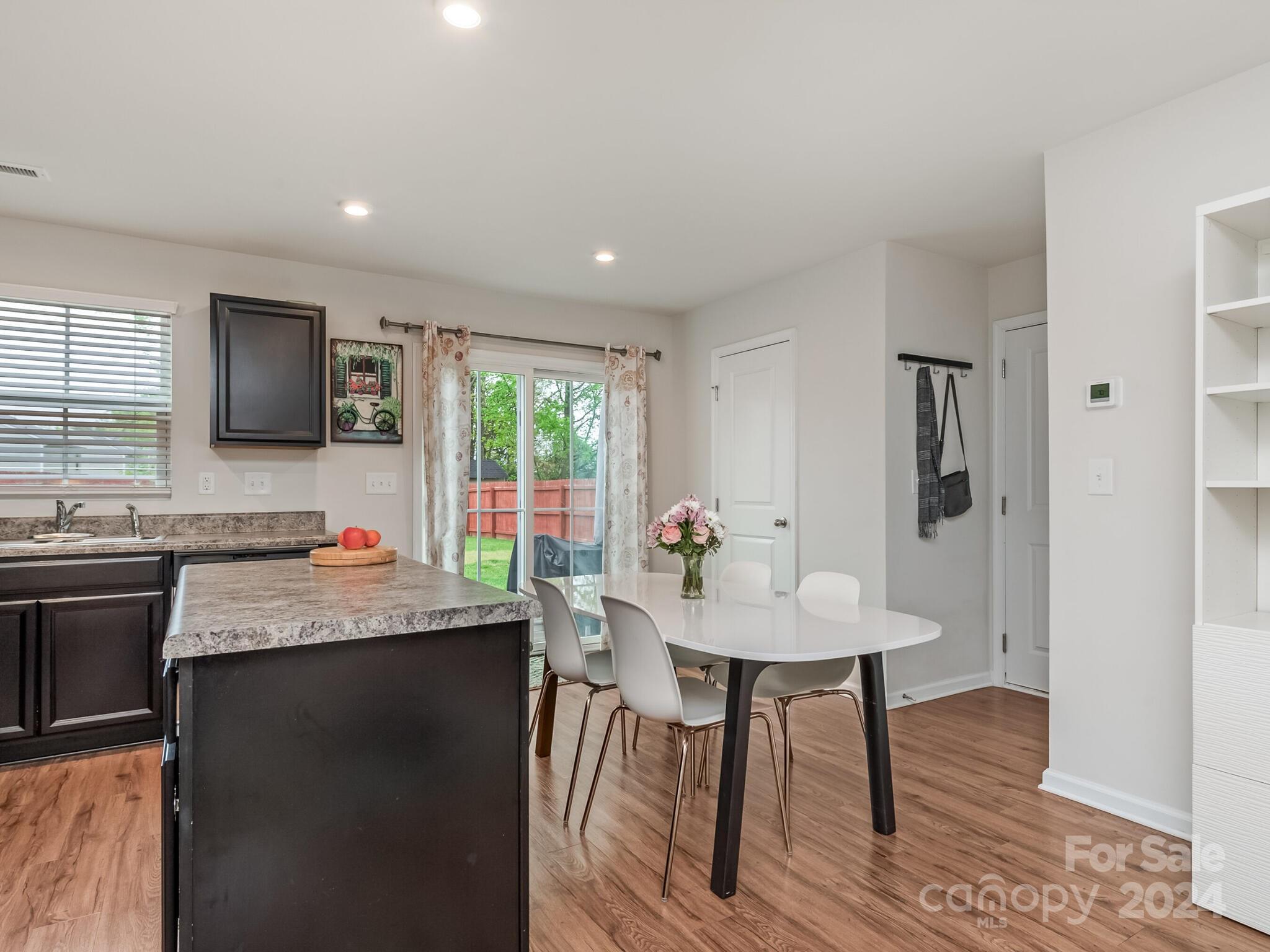 Independence Woods - Residential