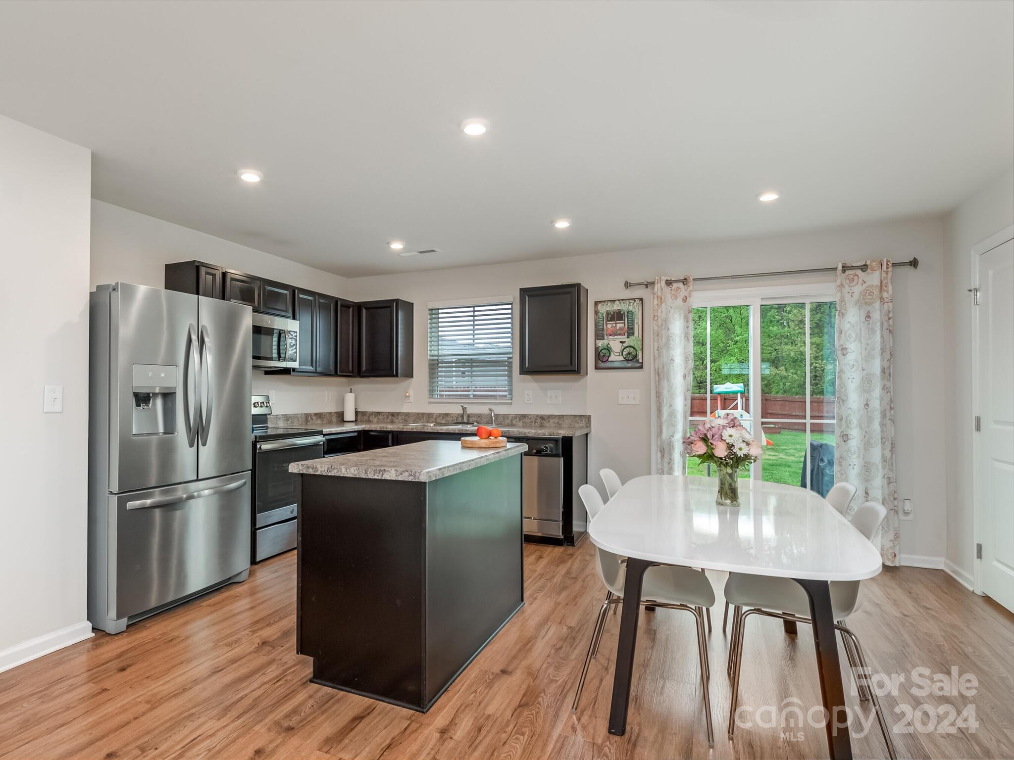 Independence Woods - Residential