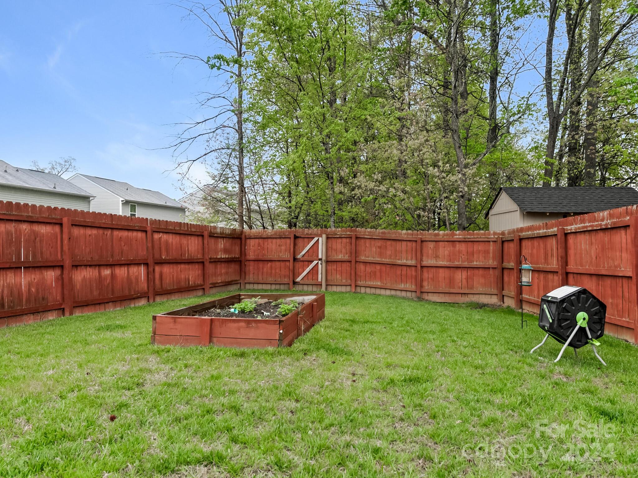 Independence Woods - Residential