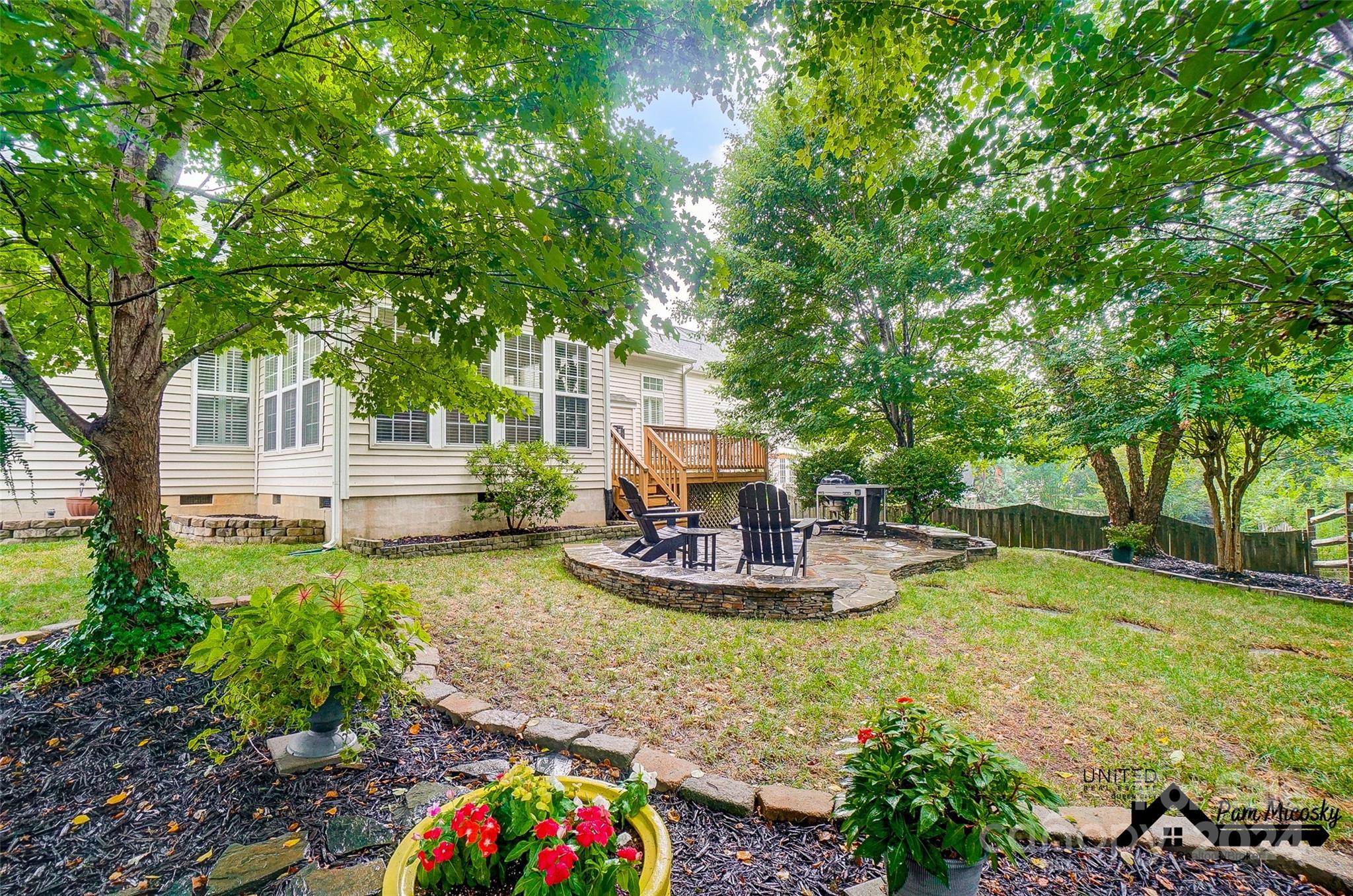 Glen Laurel - Residential