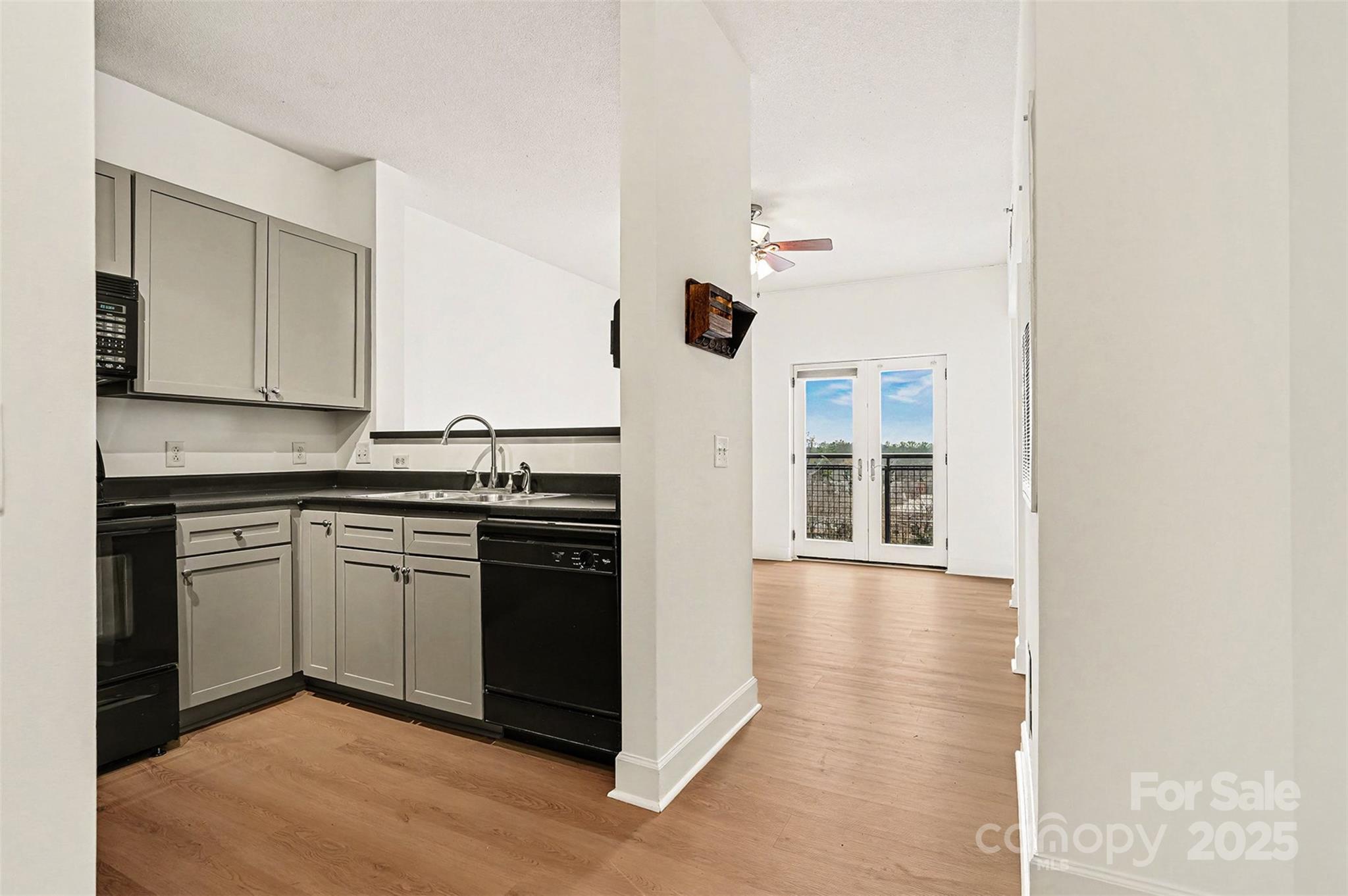 1315 East Boulevard 534