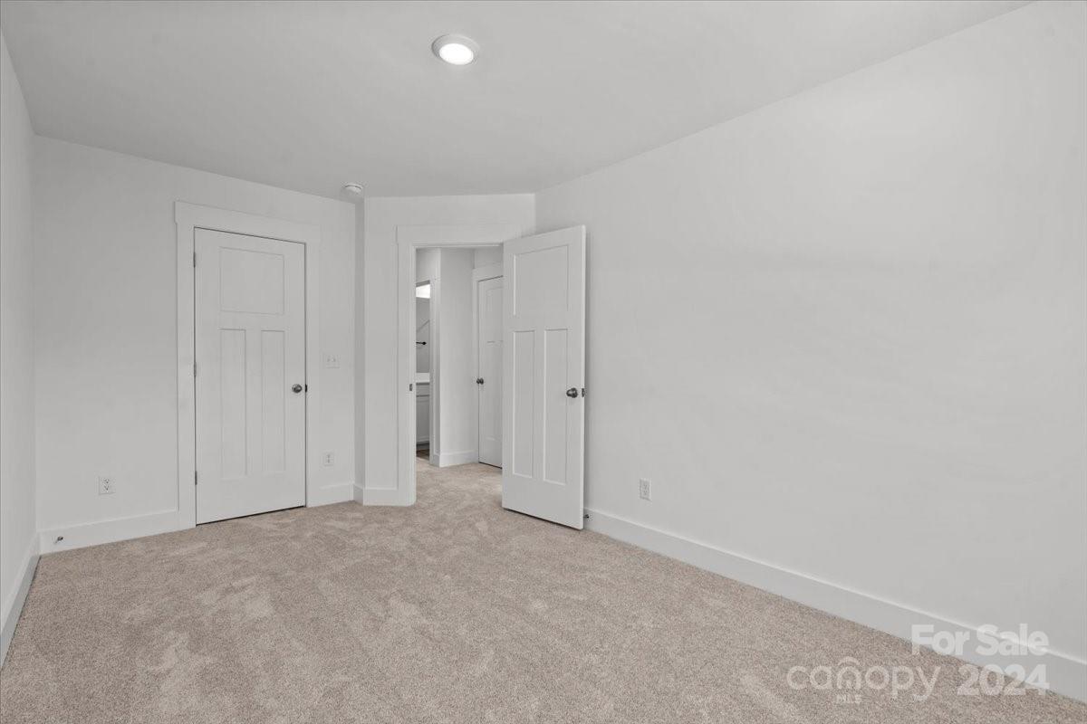 Gateway Village - Residential