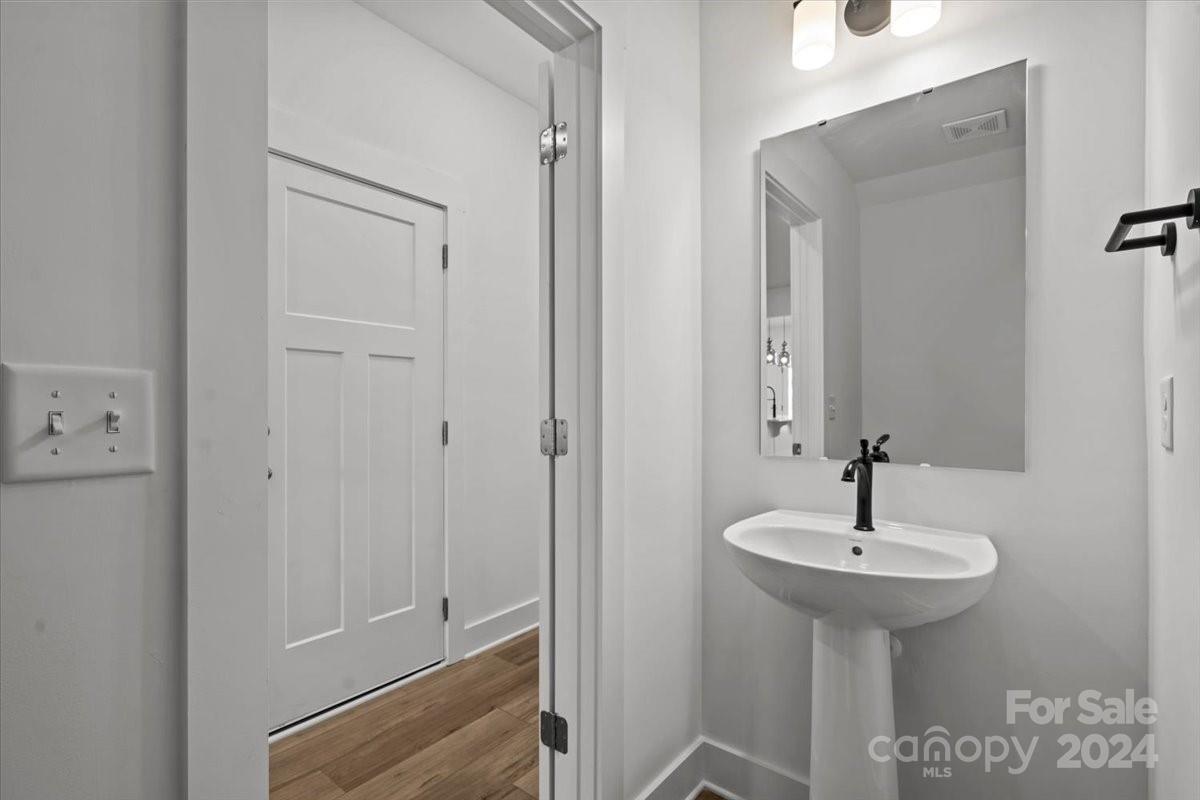 Gateway Village - Residential