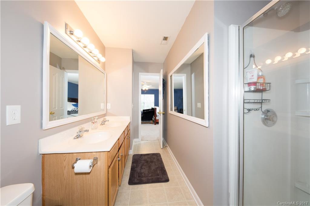 Sandy Pointe - Residential