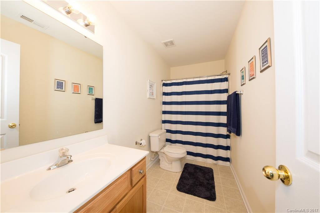 Sandy Pointe - Residential