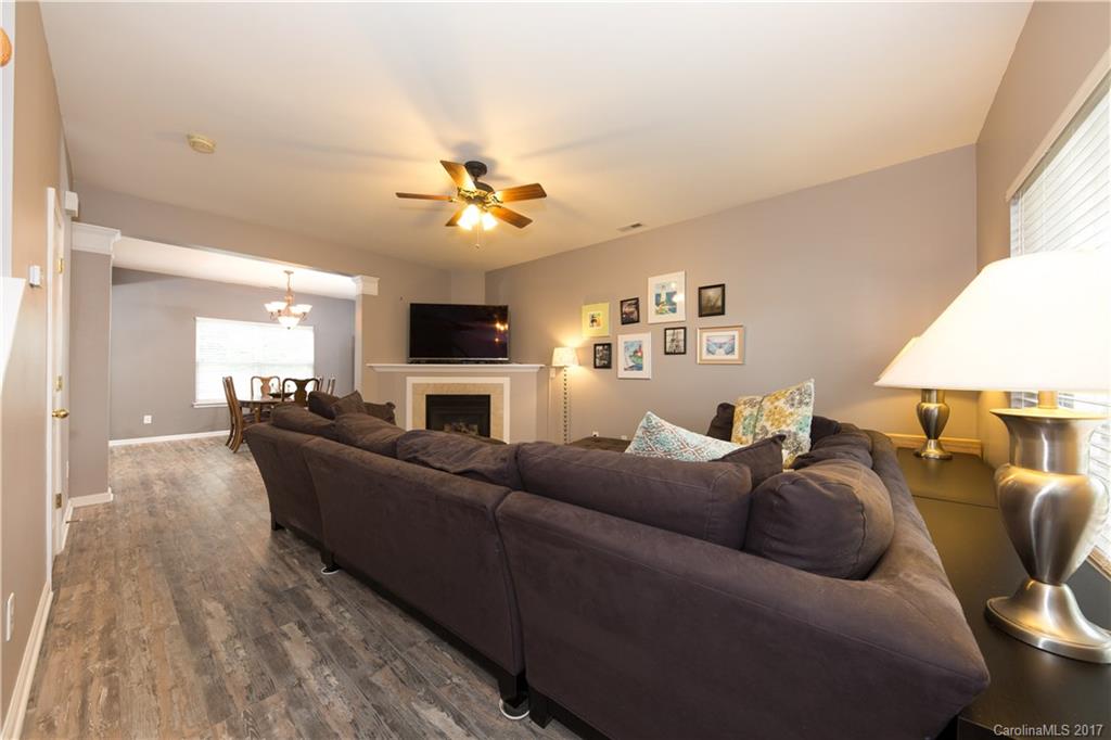 Sandy Pointe - Residential