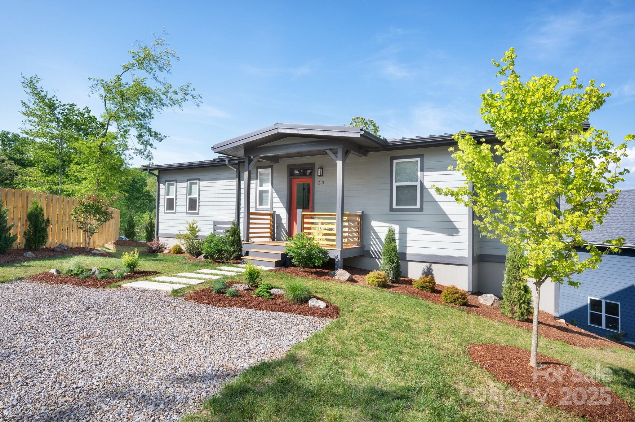 20 Tahkieostie Trail