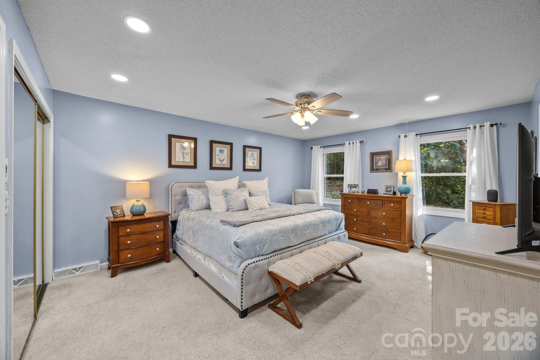 Country Club - Residential