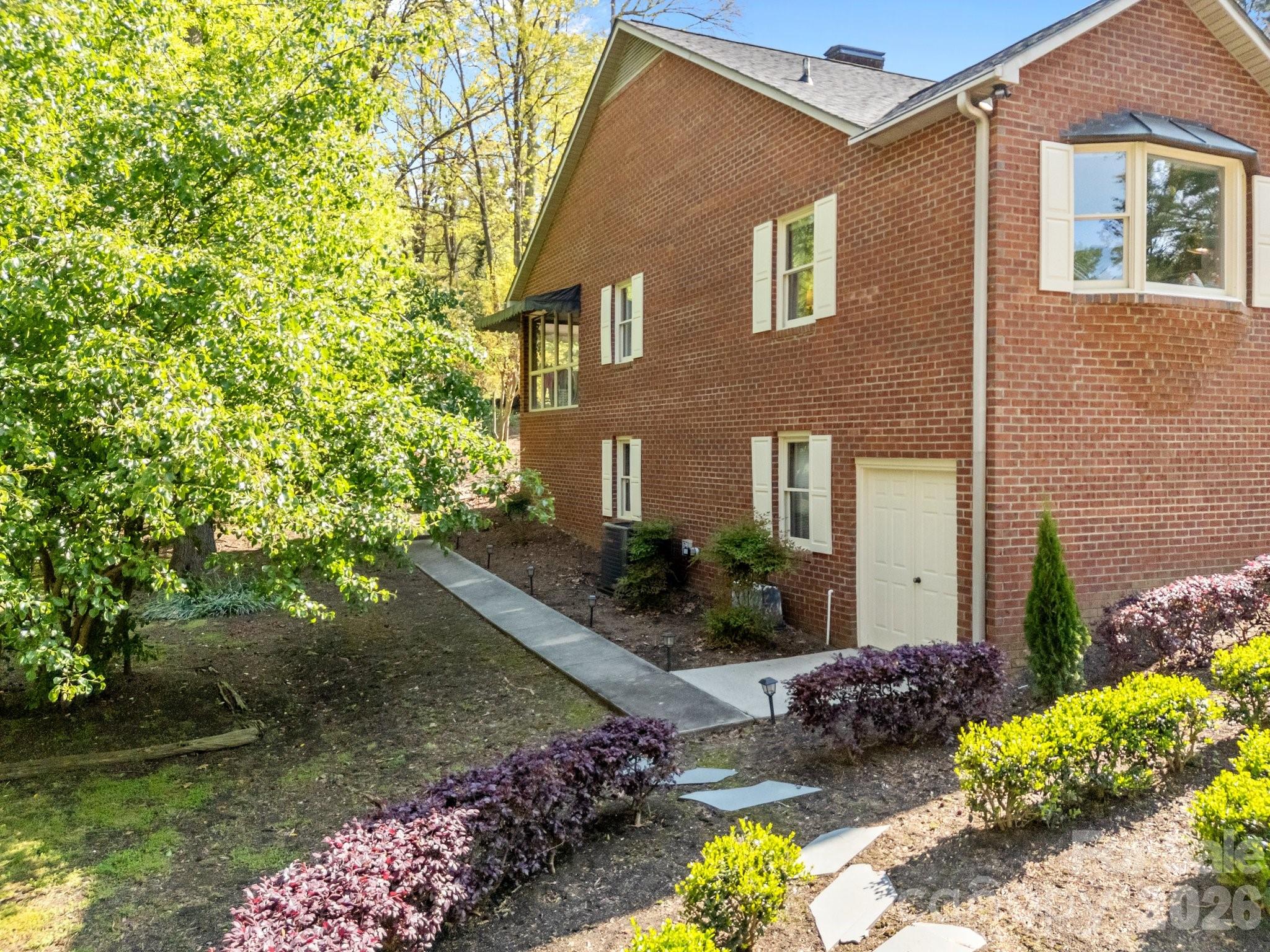 Country Club - Residential