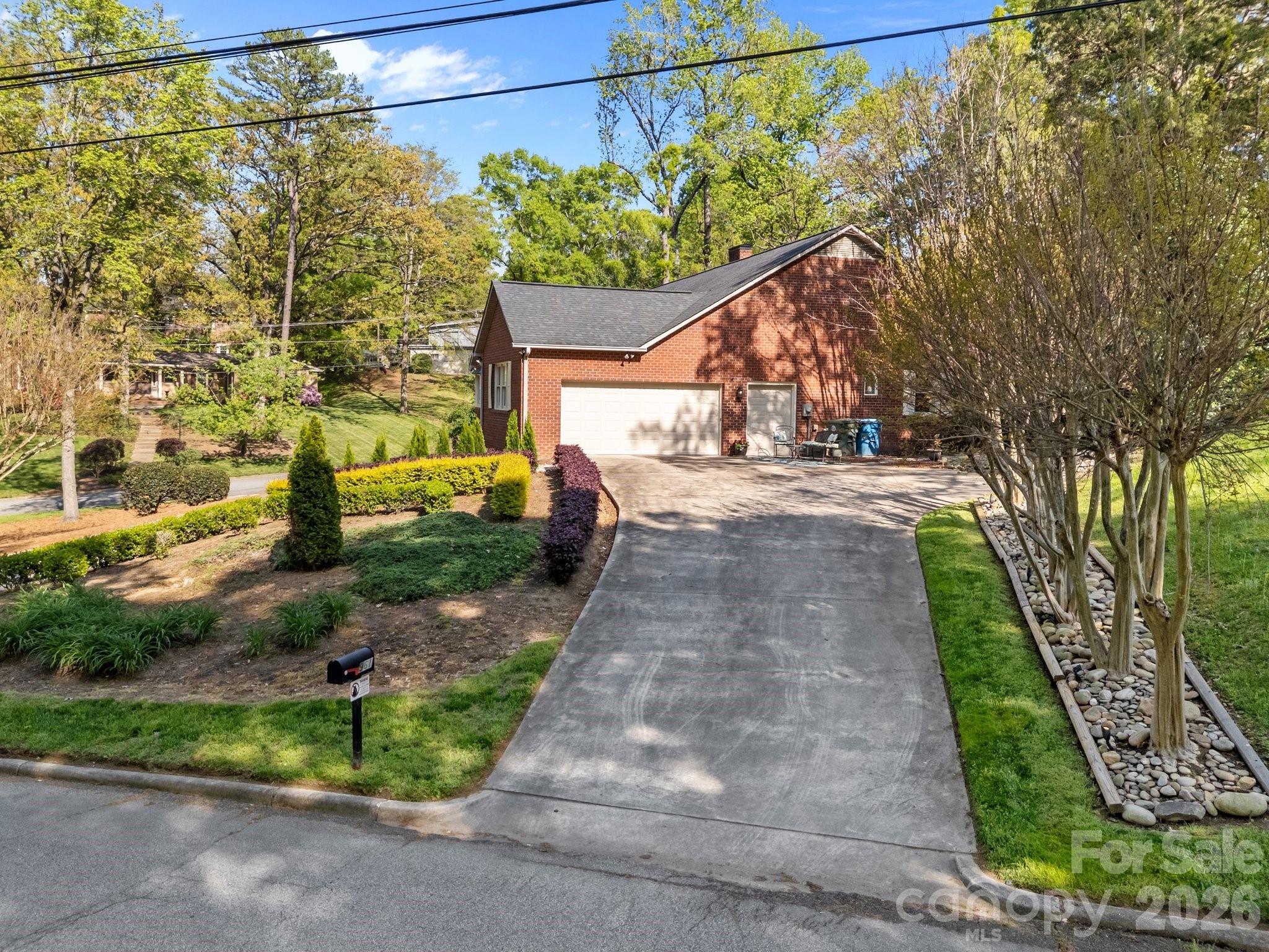 Country Club - Residential