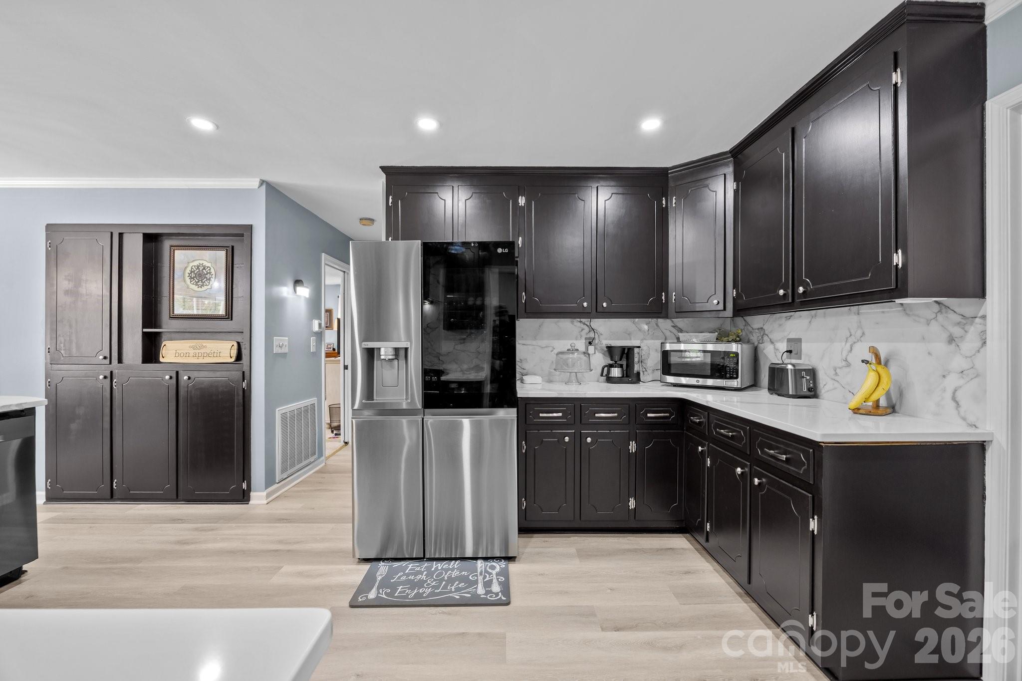 Country Club - Residential