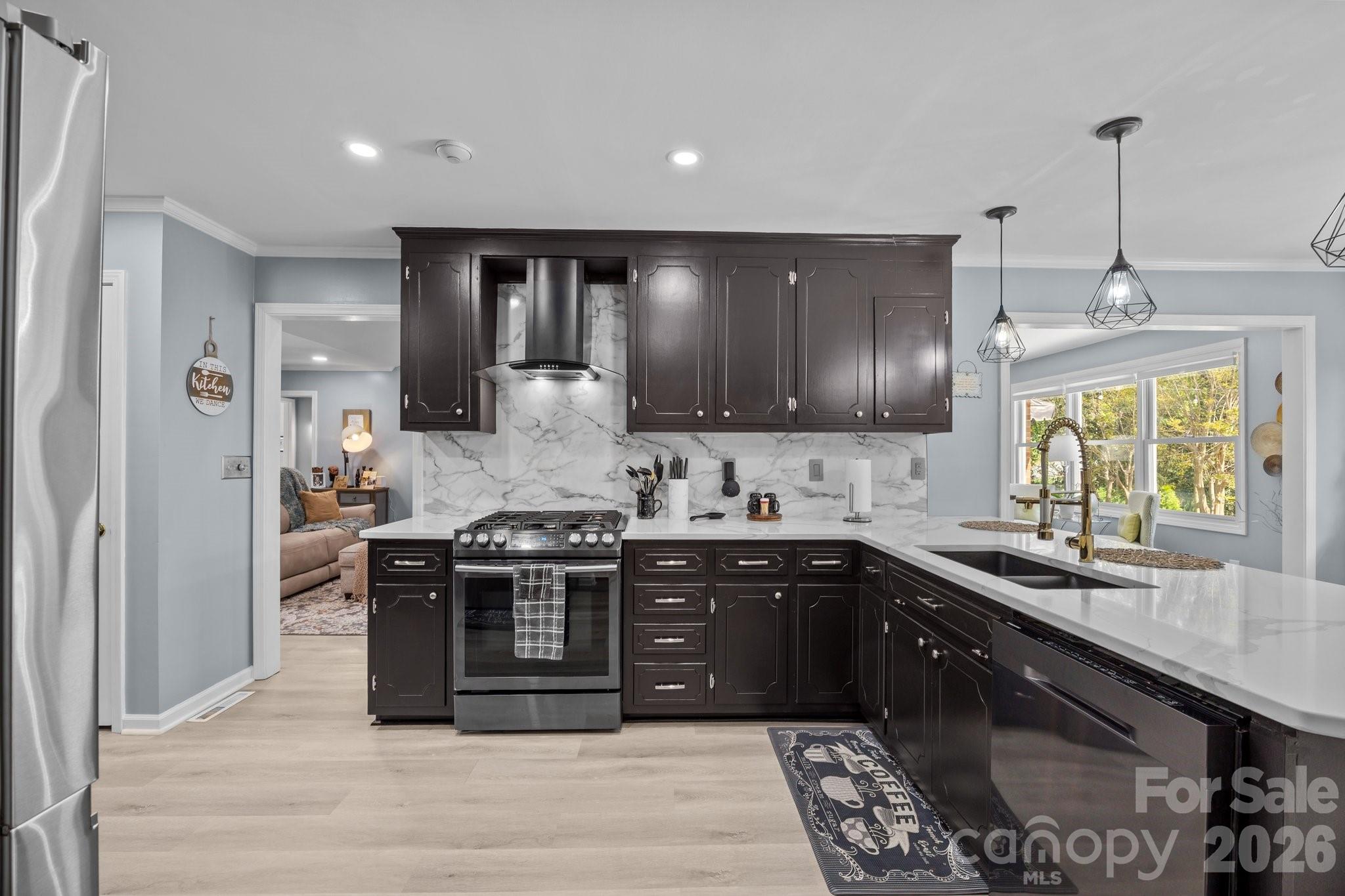 Country Club - Residential