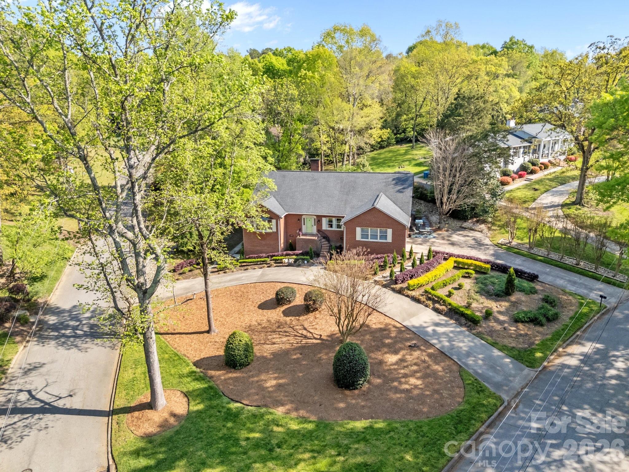 Country Club - Residential