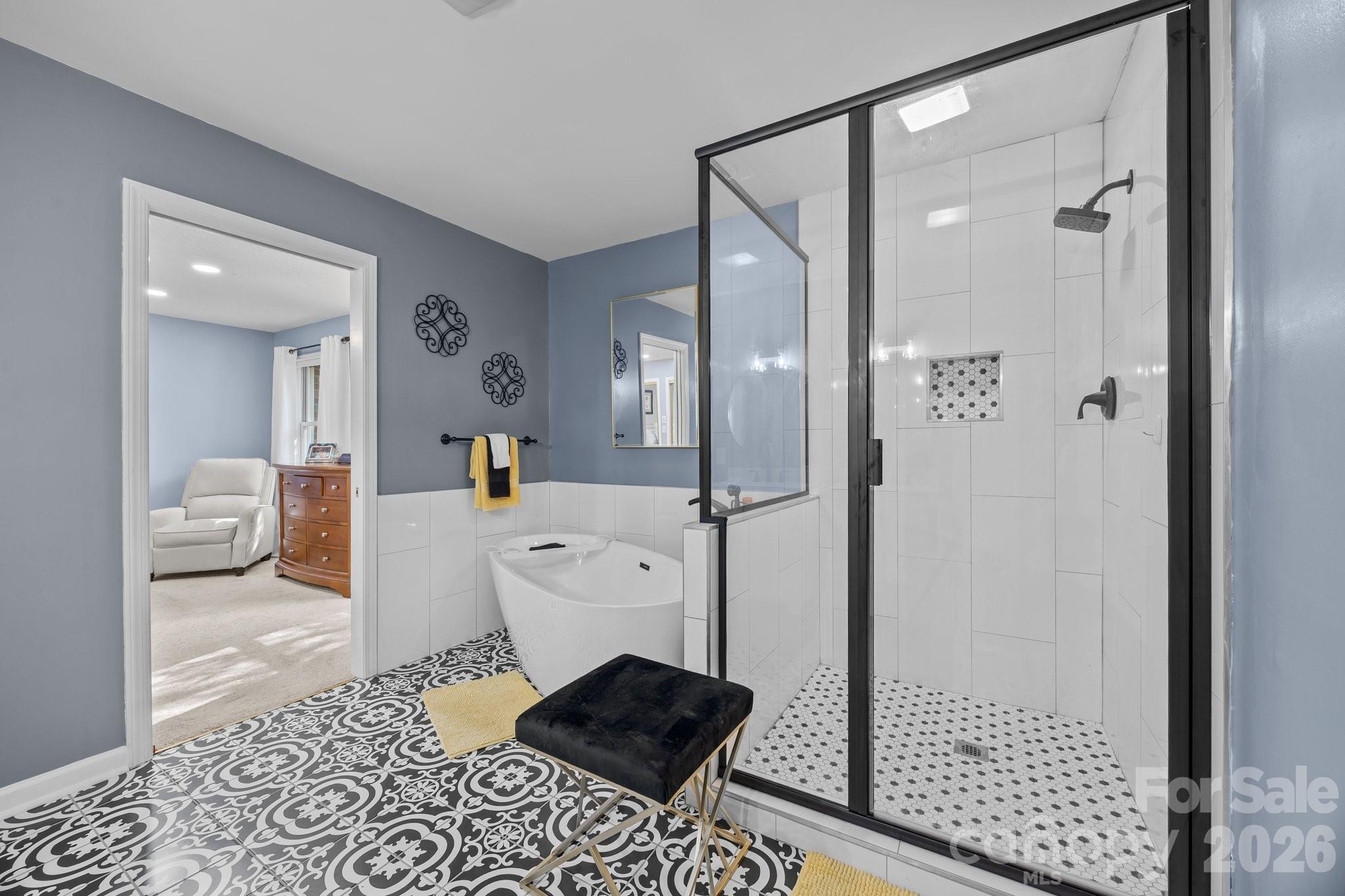 Country Club - Residential