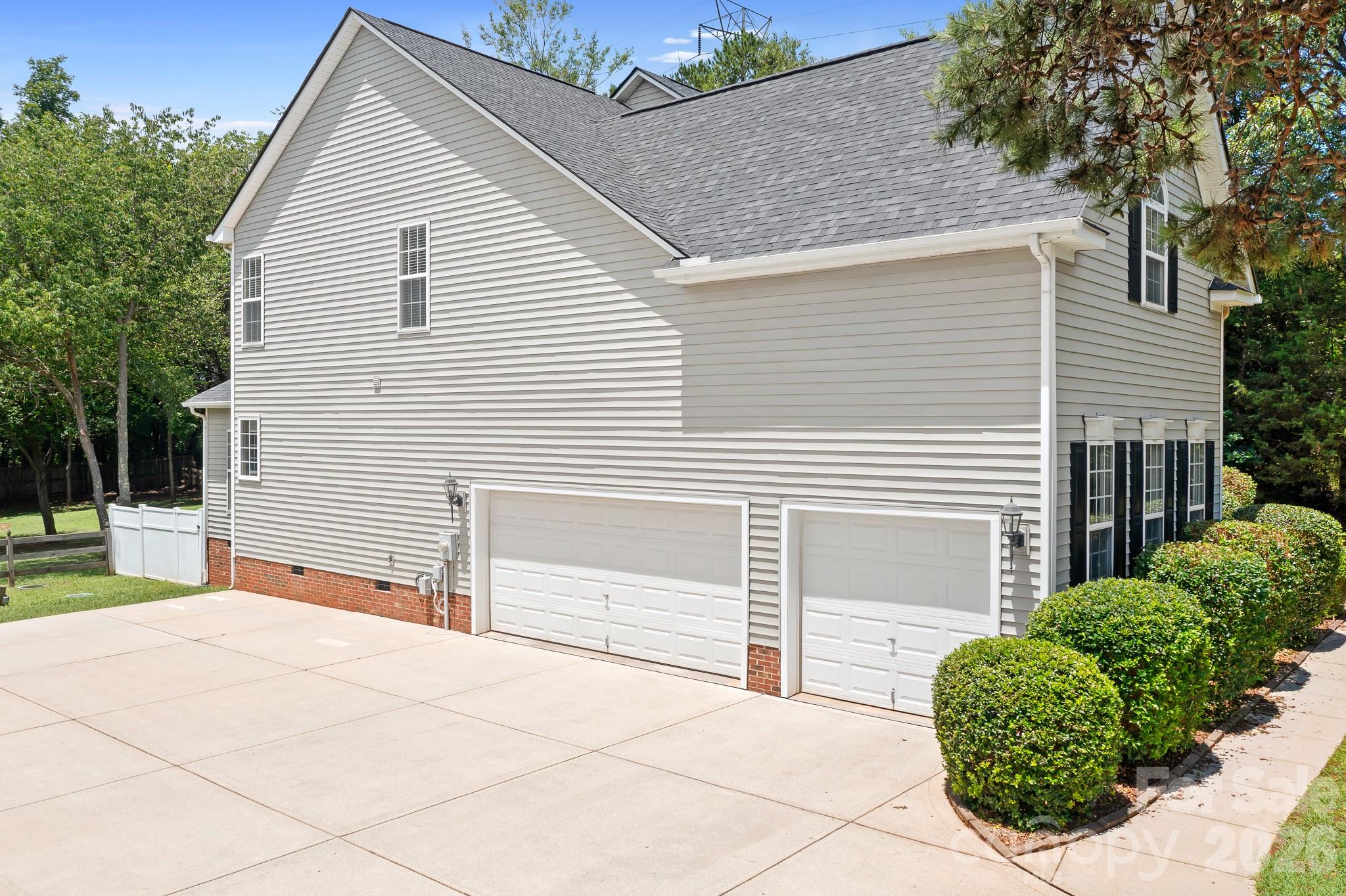 157 Eclipse Way