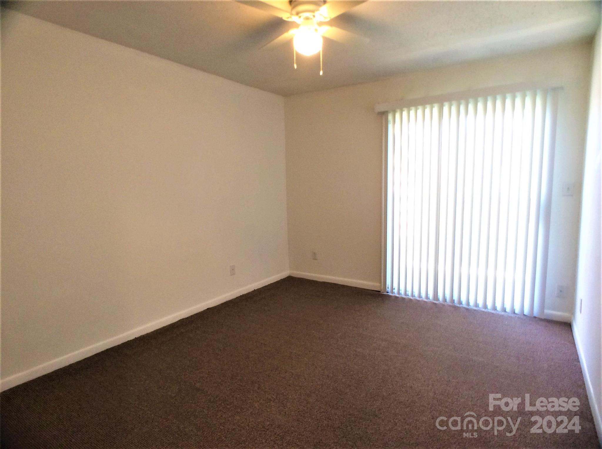 Pawtuckett on The Green - Residential Lease