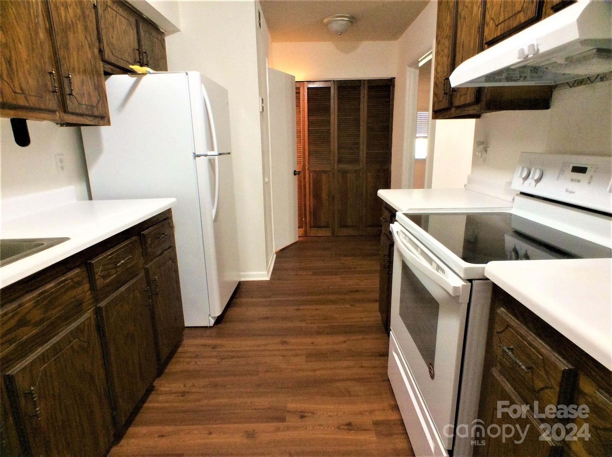 Pawtuckett on The Green - Residential Lease