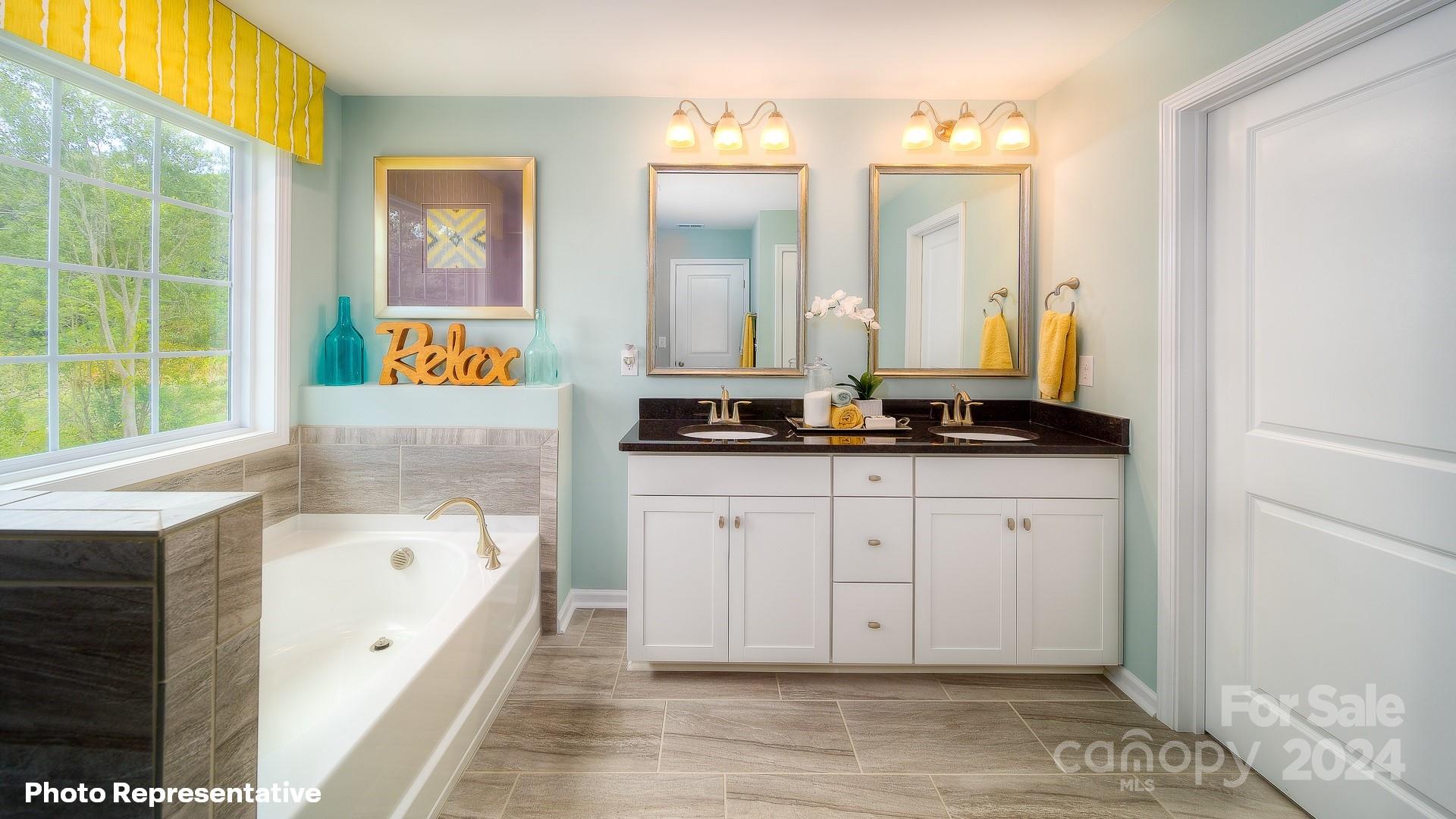 Falls Cove at Lake Norman - Residential