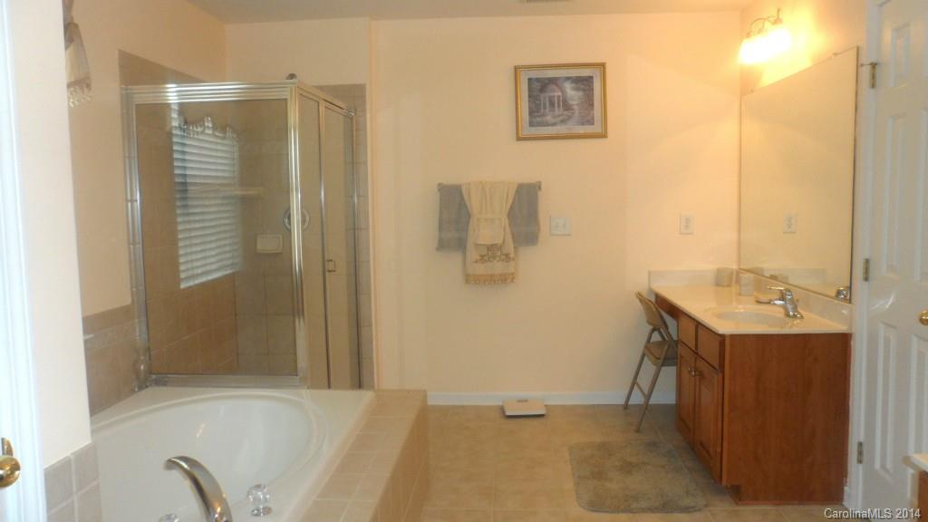 Autumn Cove At Lake Wylie - Residential Lease