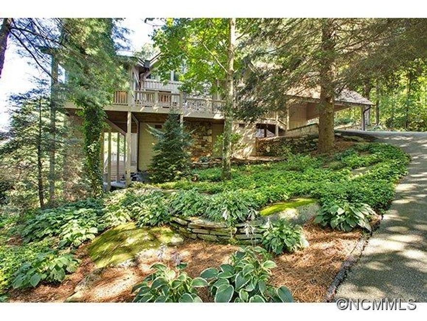 Home was designed with comfort and privacy in mind and is comprised of 4 spacious bedrooms and 4 ï¿½ bathrooms, den and/or office. Views are fabulous from most rooms! Enclosed porch with fireplace for added living area. Vaulted ceiling living room, separate dining room, master on main, 2 bedrooms on lower level, 1 on upper level along with sitting area. Oak floors and carpeting in bedrooms. 2 heating/AC units. 2-car carport.