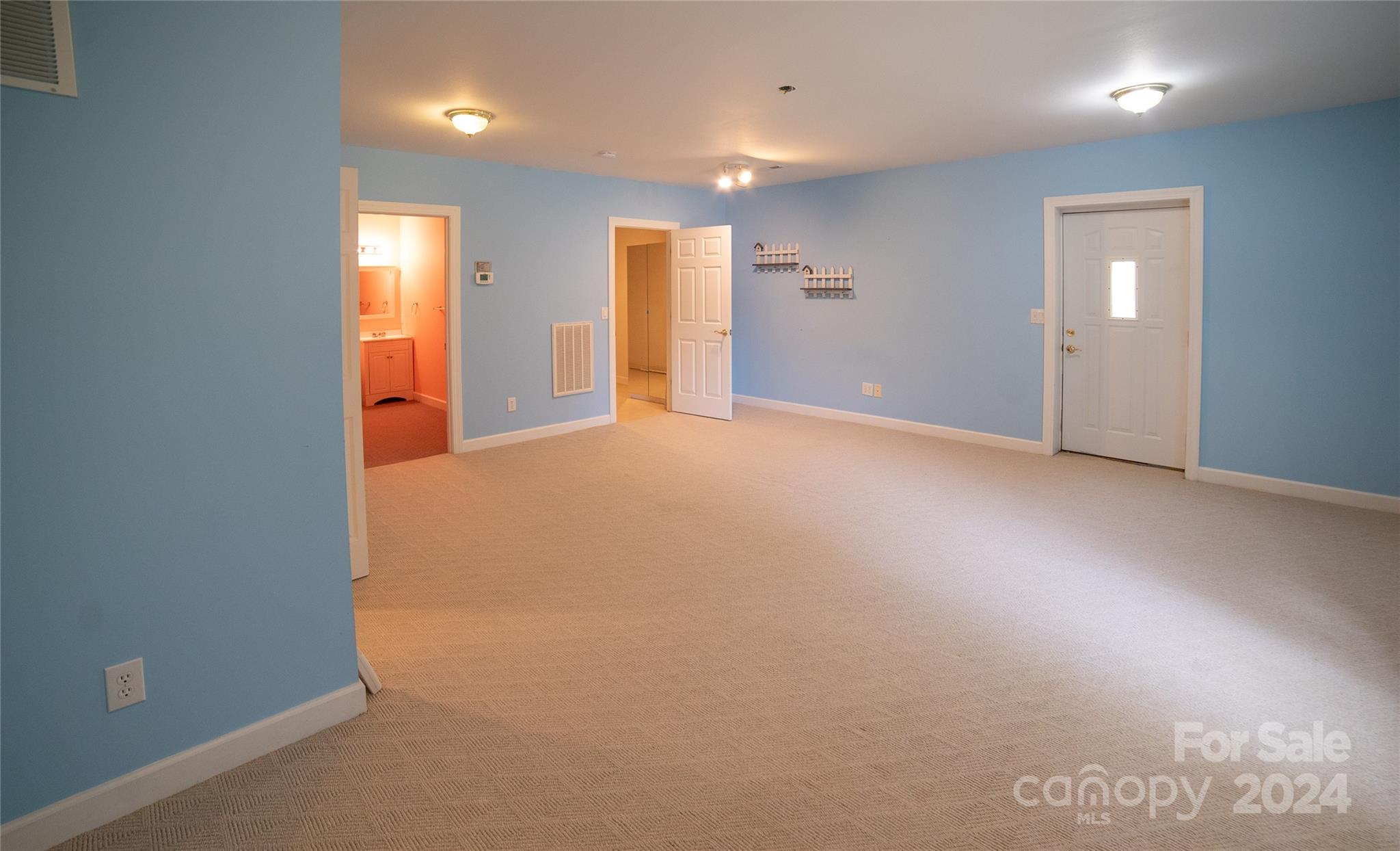 Granada Farms - Residential
