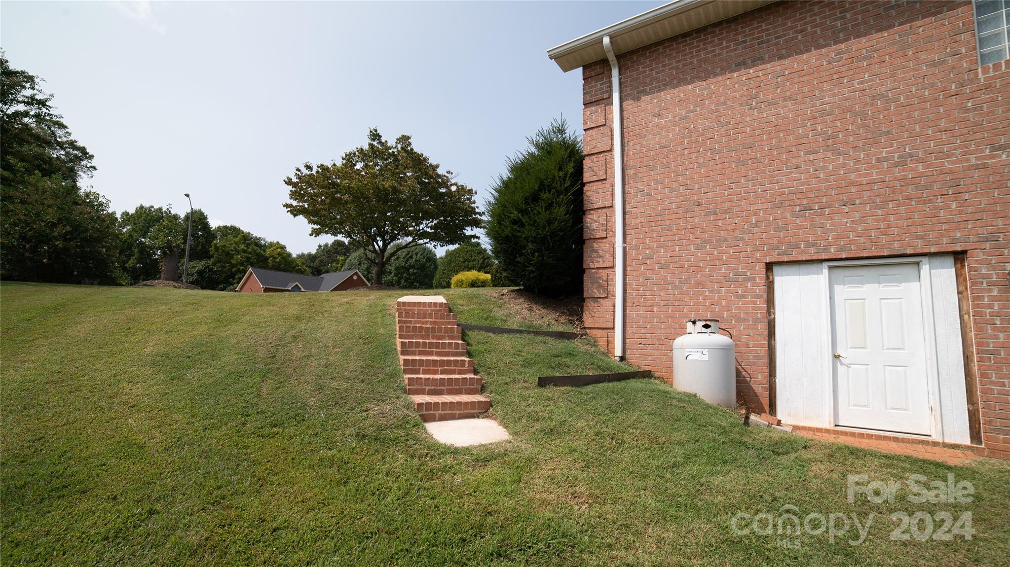 Granada Farms - Residential