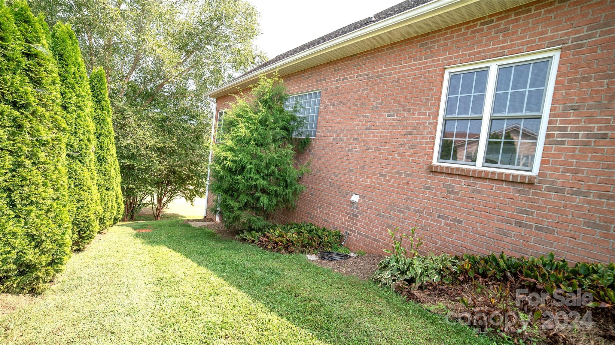 Granada Farms - Residential