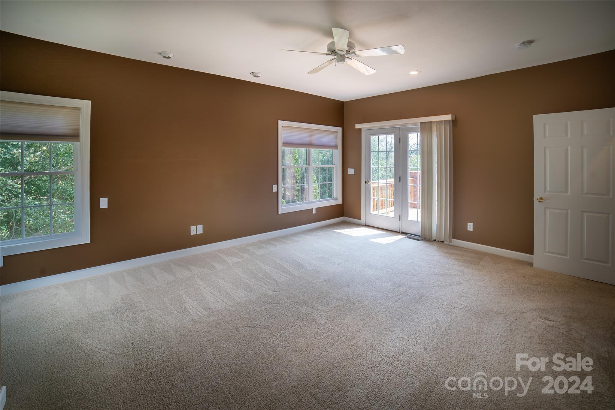Granada Farms - Residential