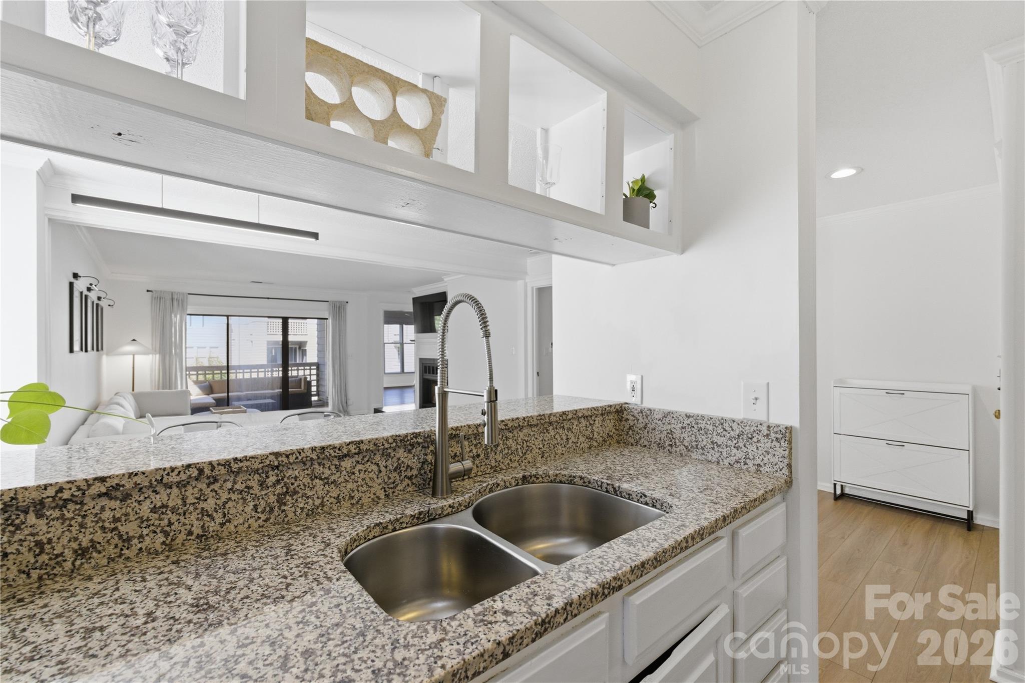 Queens Station - Residential