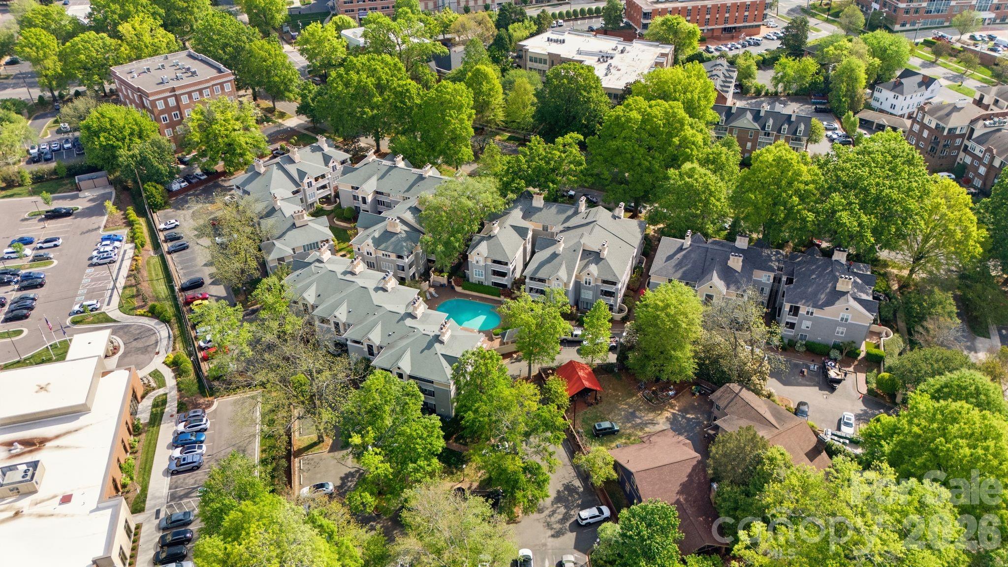 Queens Station - Residential