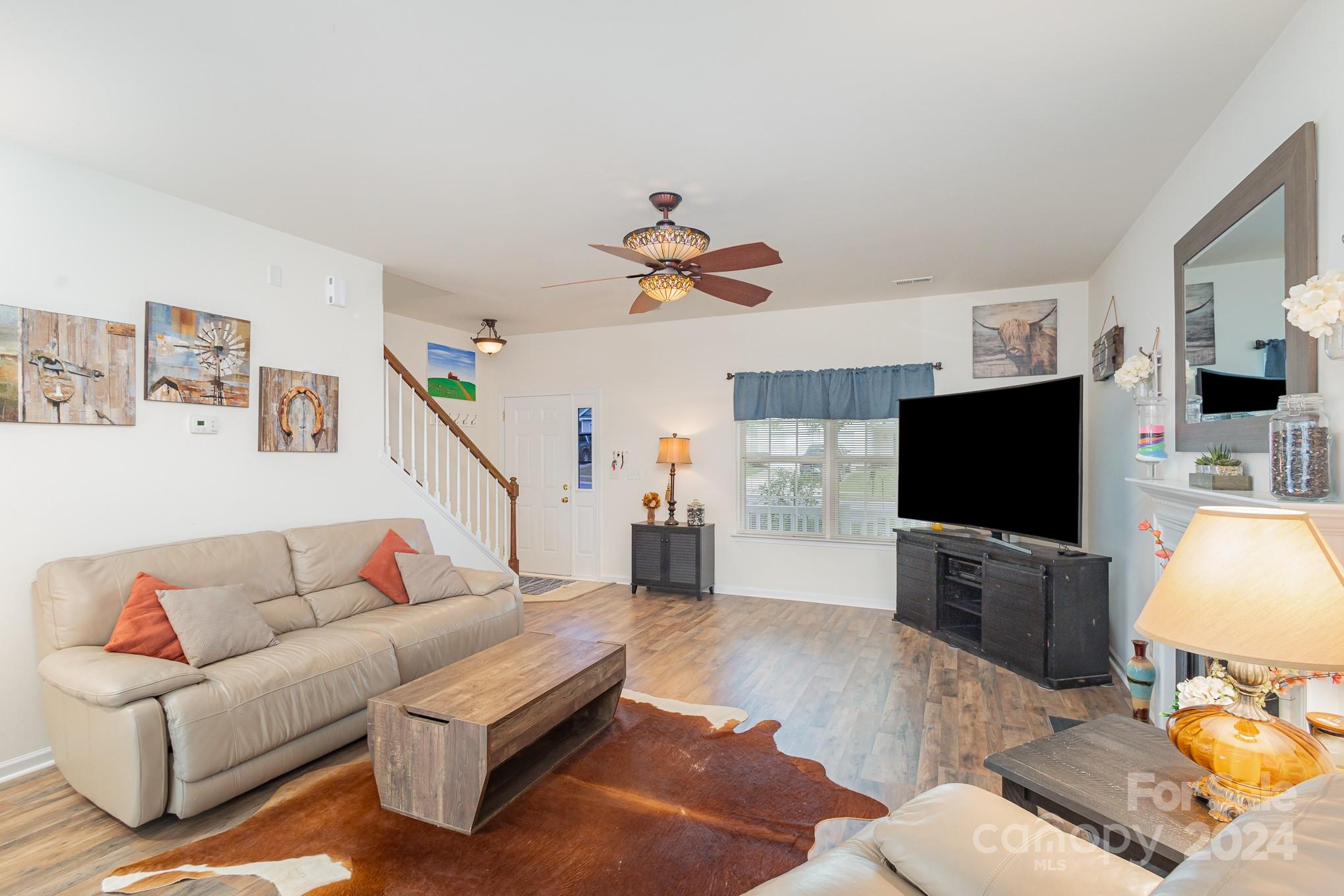 Holly Hill - Residential