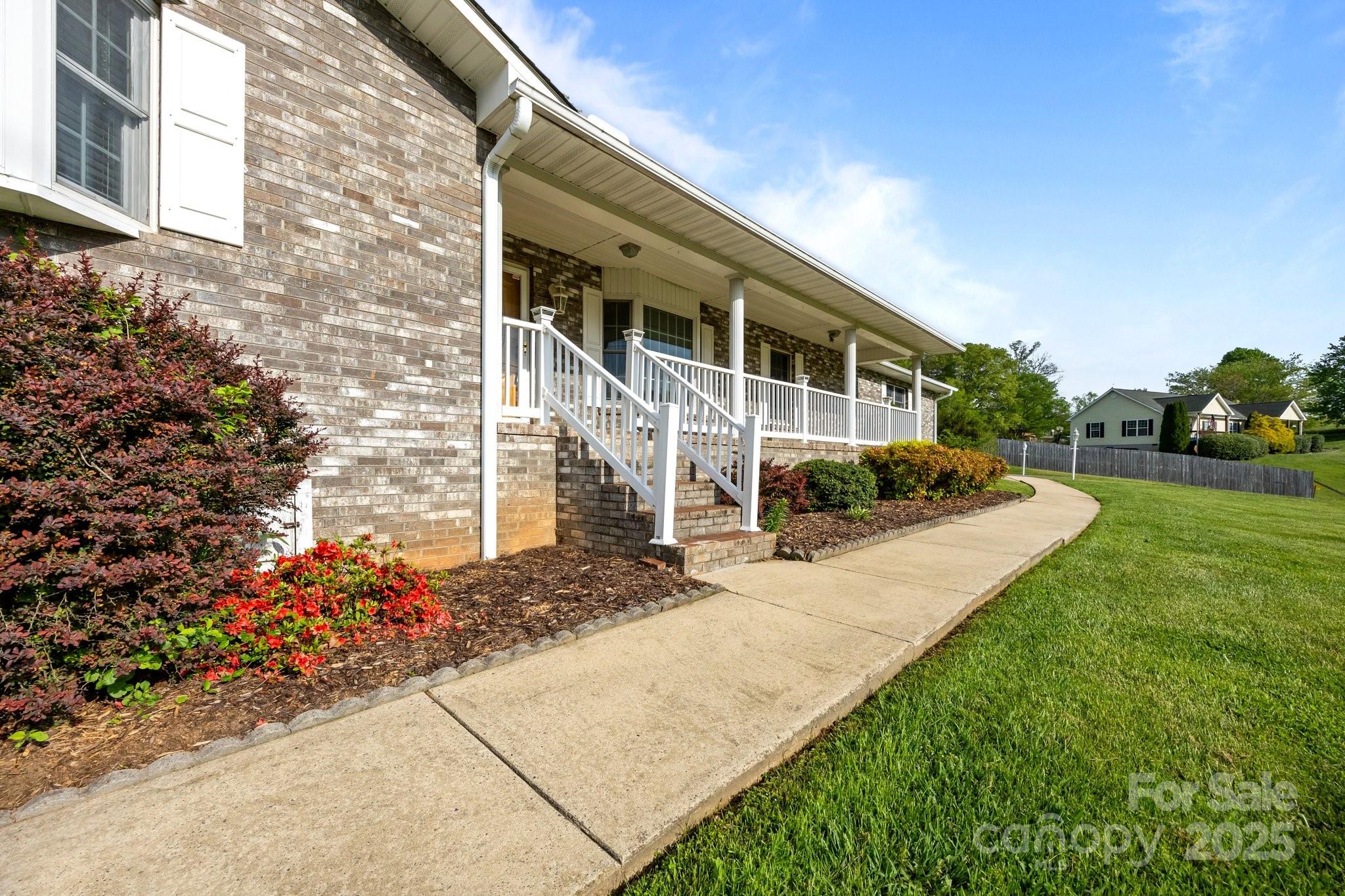 35 Clayton Drive