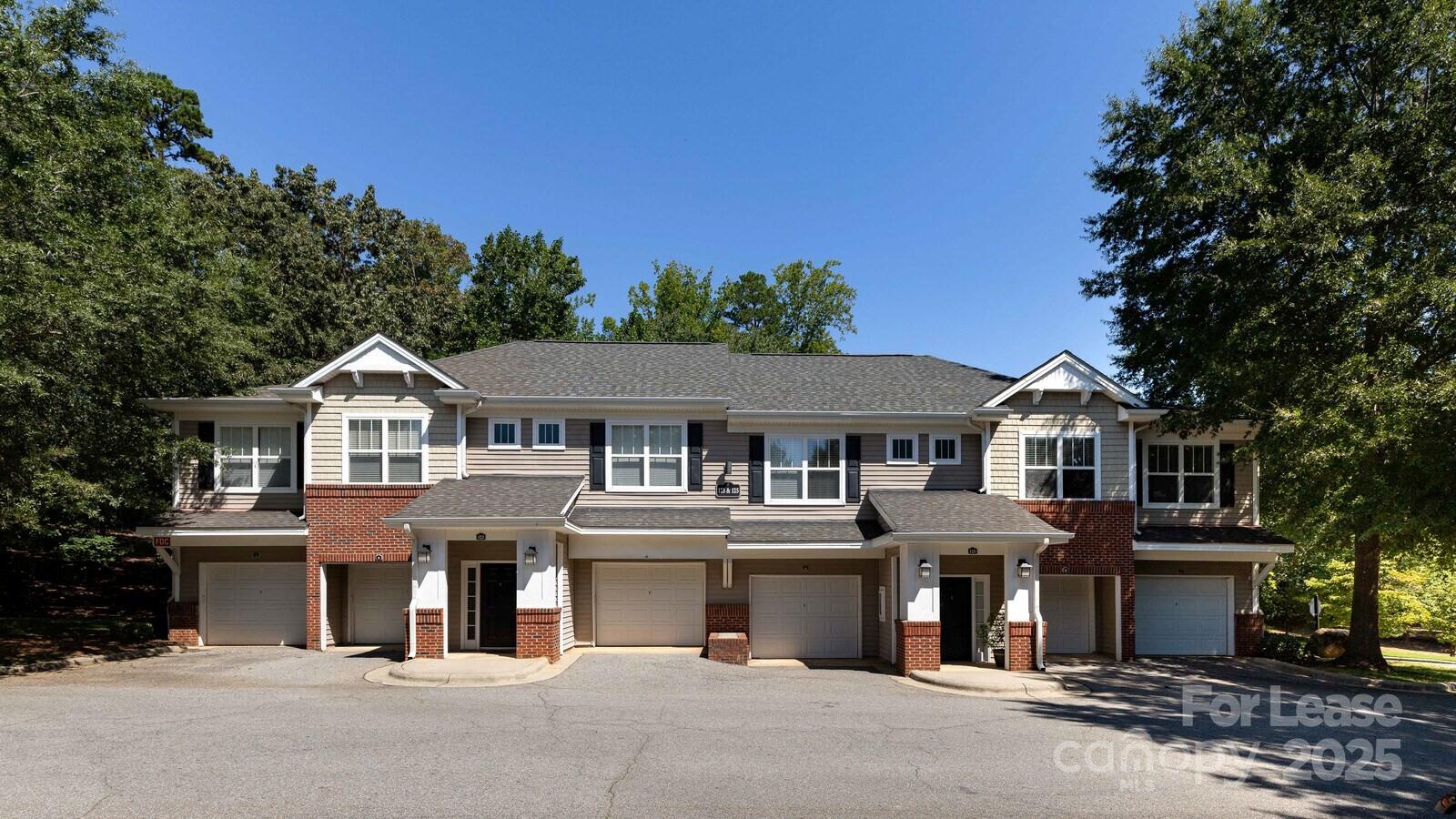 Mooresville, North Carolina 28117, United States, 2 Bedrooms Bedrooms, ,2 BathroomsBathrooms,Residential,Active,222830