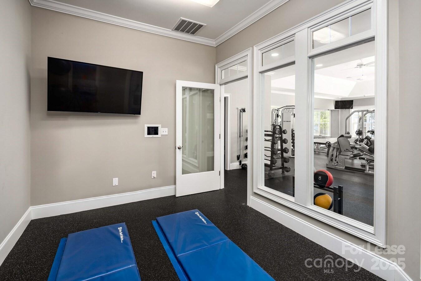 Mooresville, North Carolina 28117, United States, 2 Bedrooms Bedrooms, ,2 BathroomsBathrooms,Residential,Active,222830