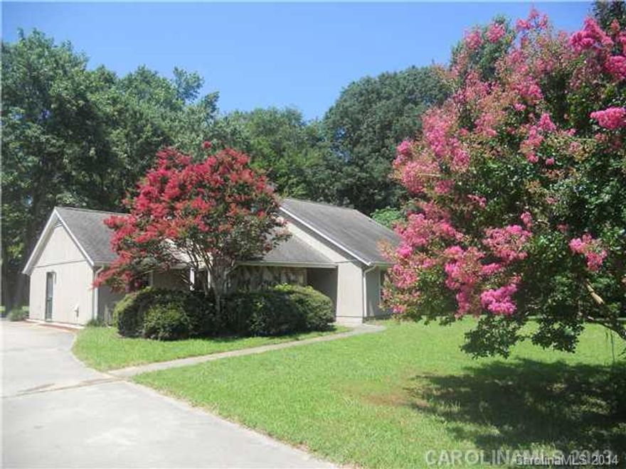 Open to 1 year or 6 month lease!  A great spot in in Matthews! Ranch style home on approximately 1 acre of land. Recently remodeled eat-in kitchen with s/s appliances. Spacious living room with vaulted ceiling and fireplace. Formal dining room. Good sized bedrooms. Large backyard with huge patio. Lots of outdoor storage space and parking - 2 storage sheds, 2 car ports behind backyard, & a huge driveway. Convenient to I-485 & US-74.