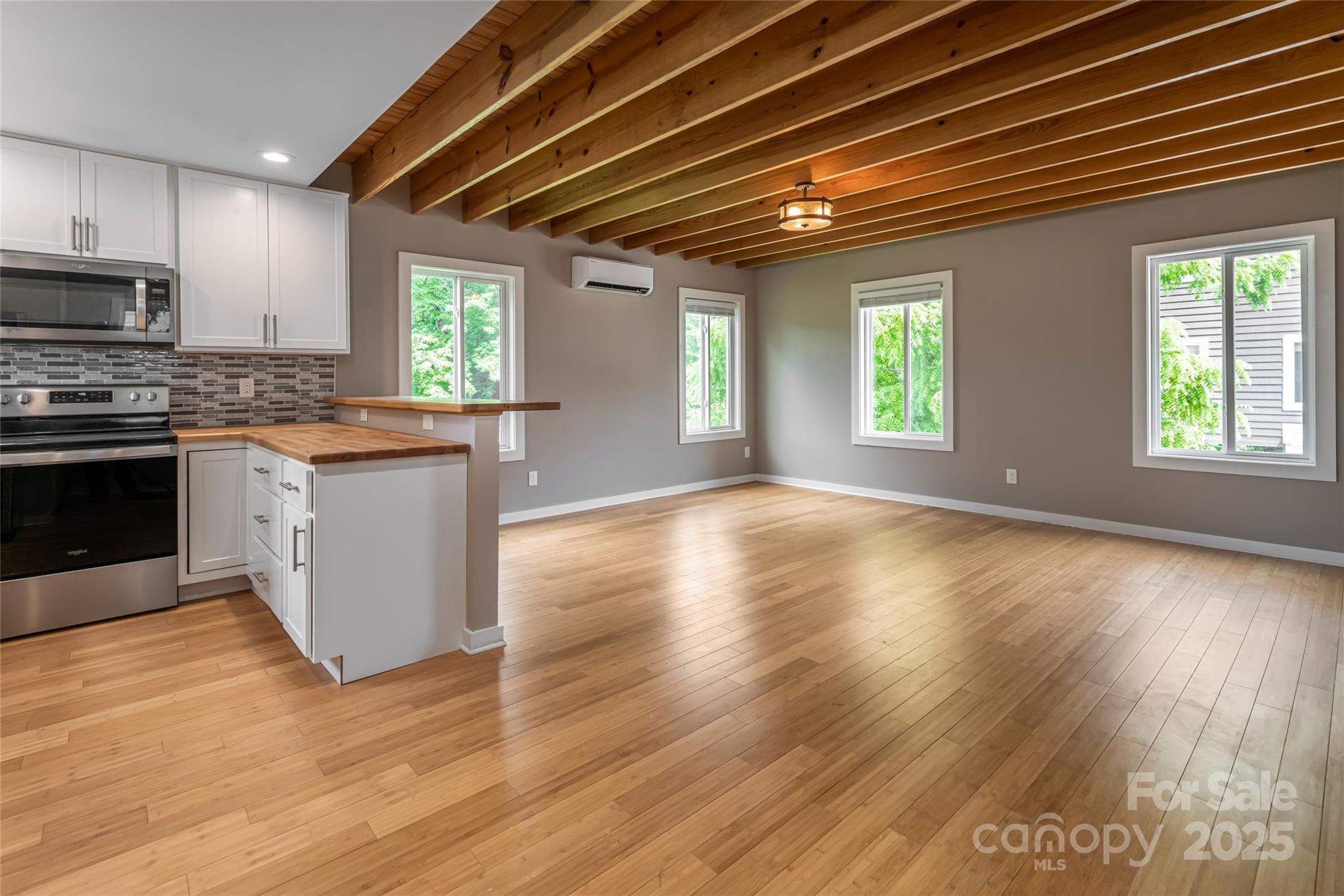 60 W Cascade Street