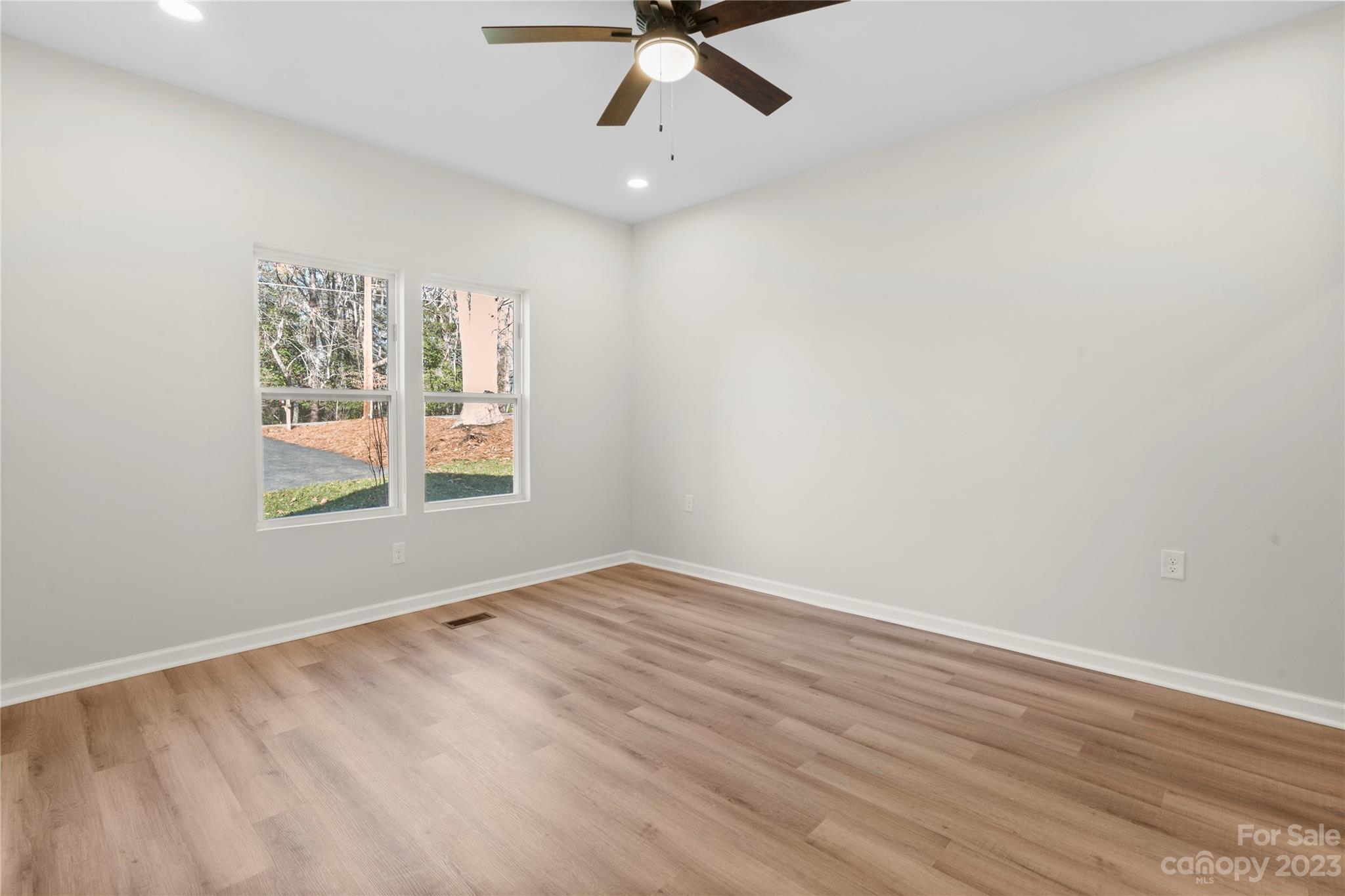 Spring Shore - Residential