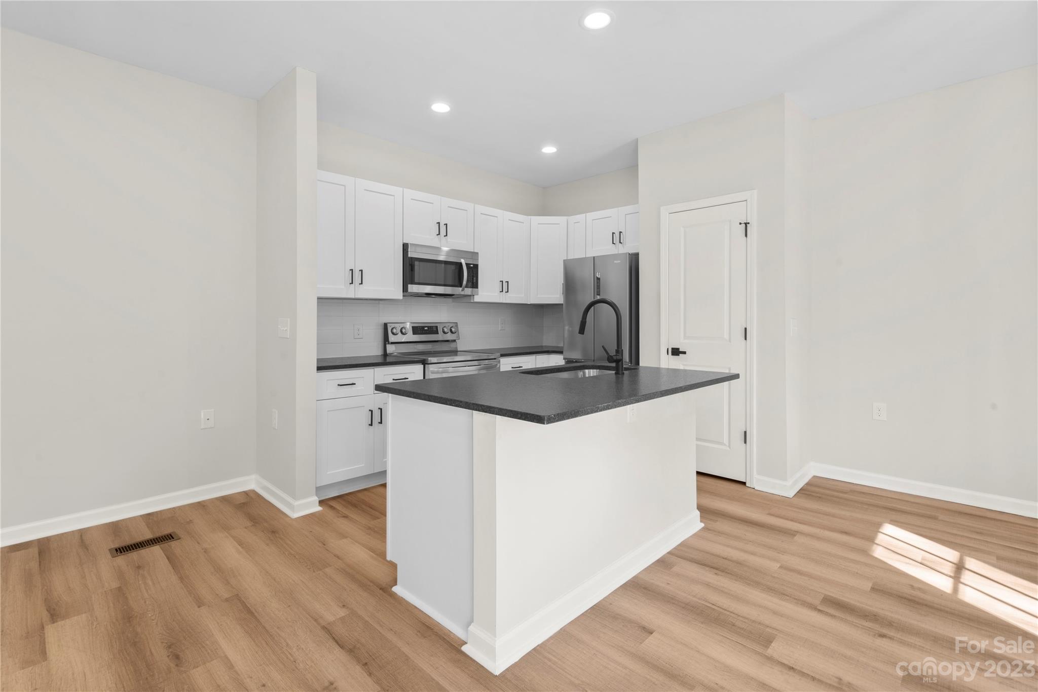 Spring Shore - Residential