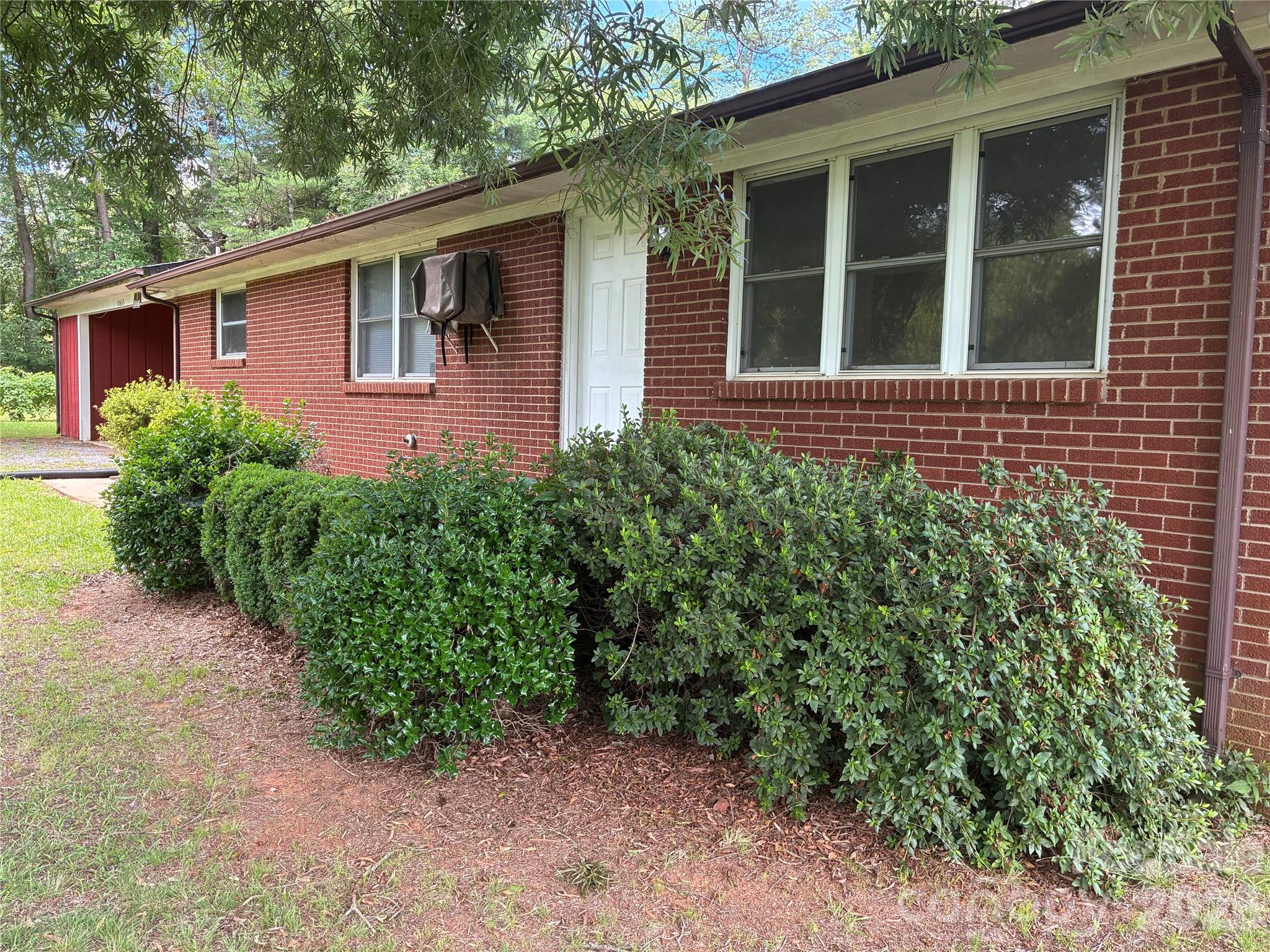 10663 Island Creek Road