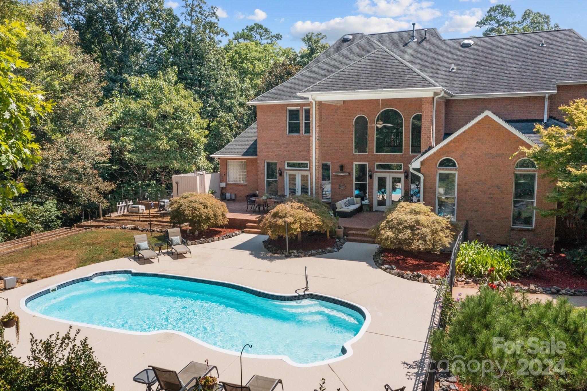 Pinsto Forest - Residential