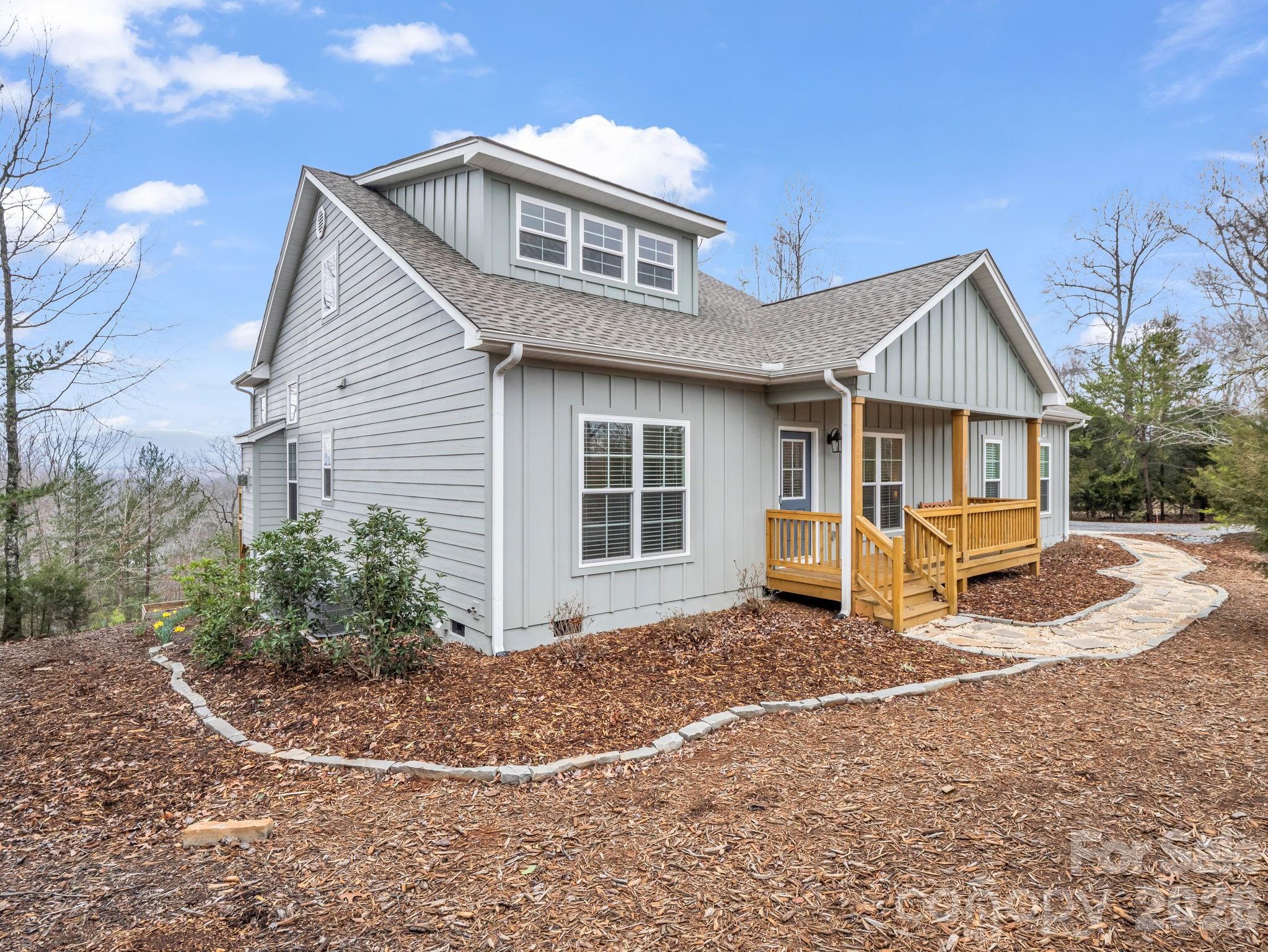 631 Mountain Parkway