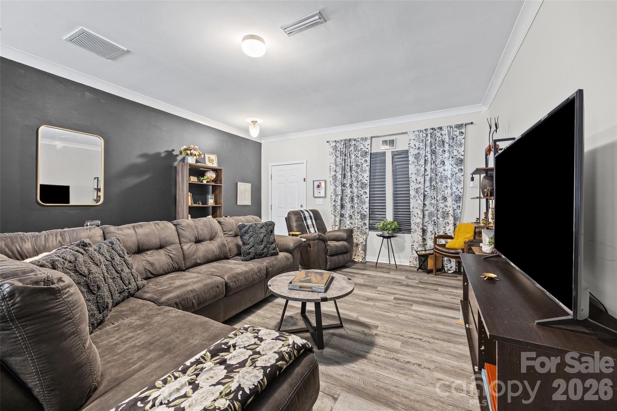 341 Battery Circle