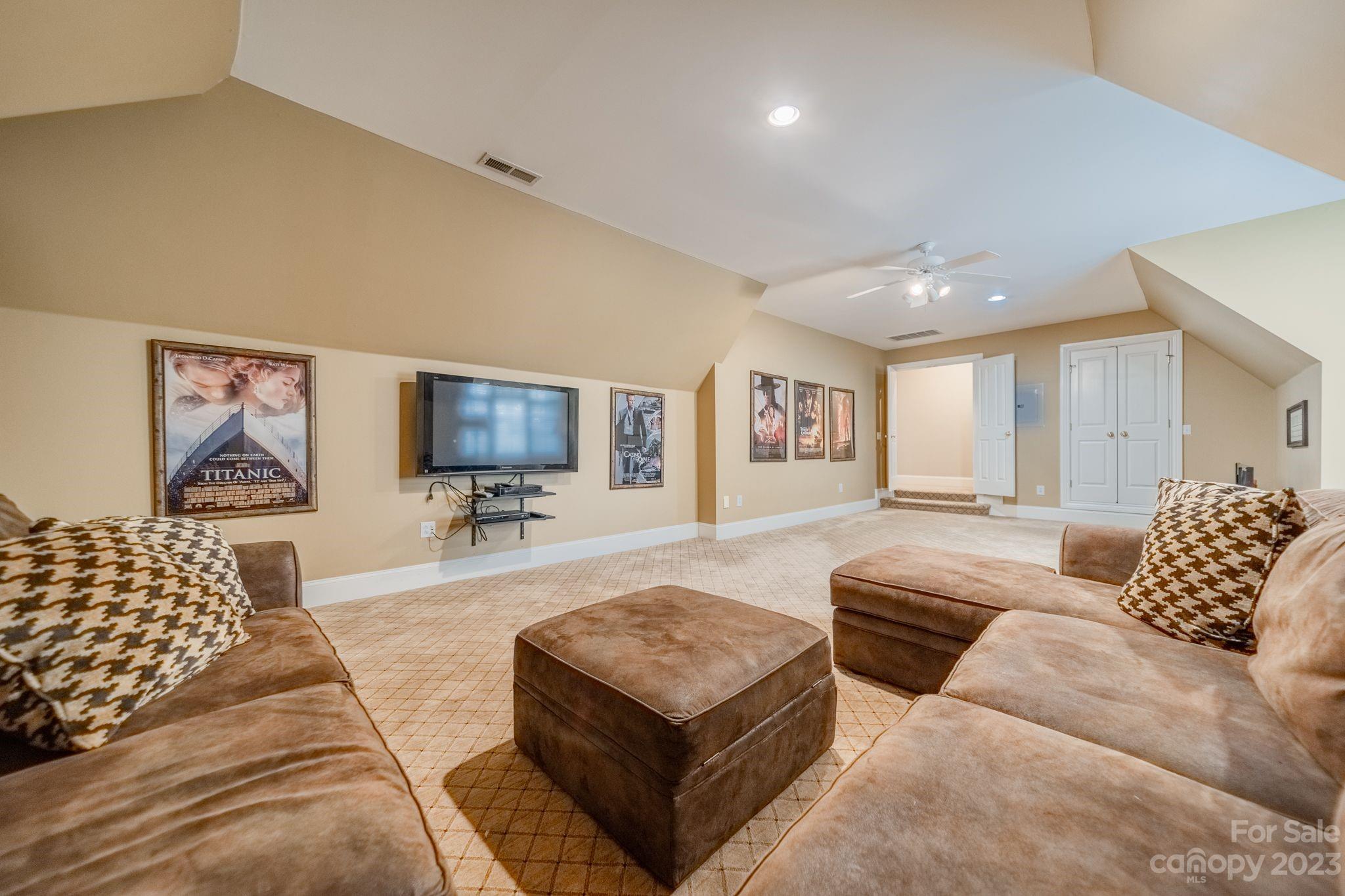 Piper Glen - Residential