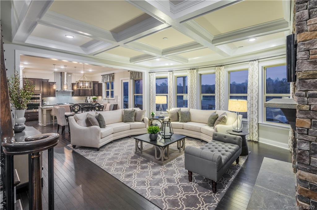 Queensbridge - Residential