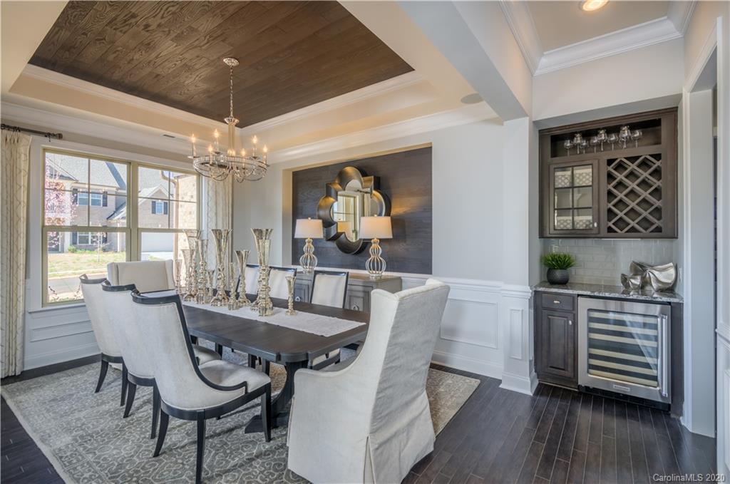 Queensbridge - Residential