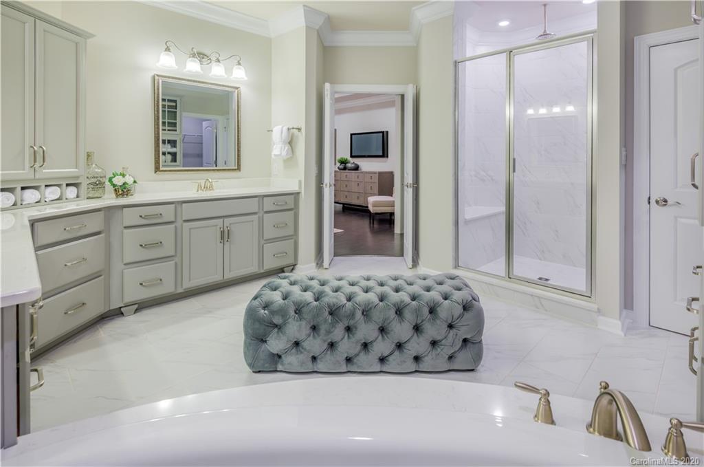 Queensbridge - Residential