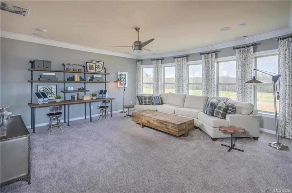 Queensbridge - Residential