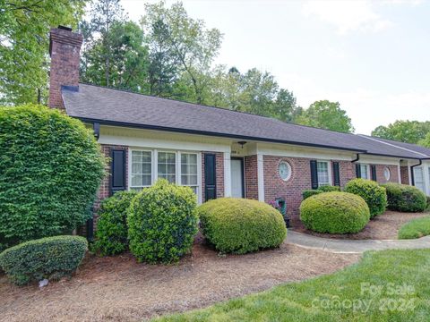 Condominium in Gastonia NC 2009 Union Road.jpg