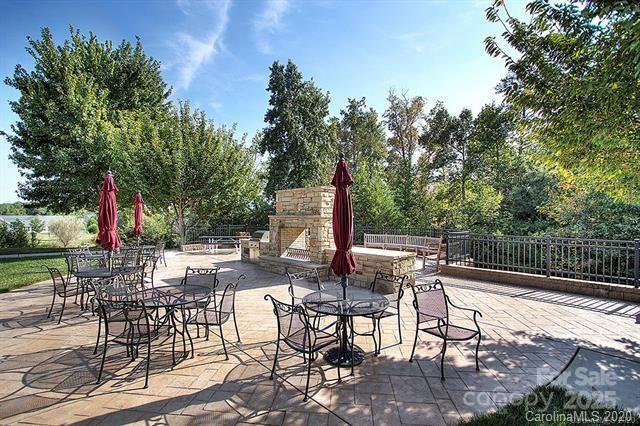 Four Seasons At Gold Hill - Residential