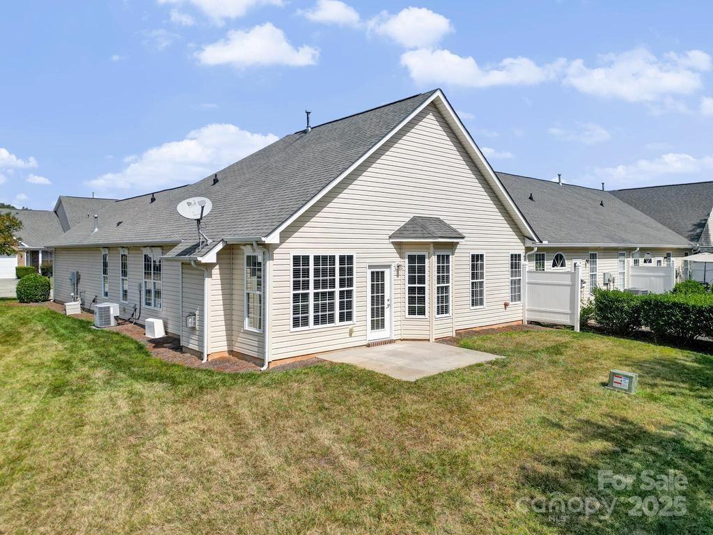 Four Seasons At Gold Hill - Residential